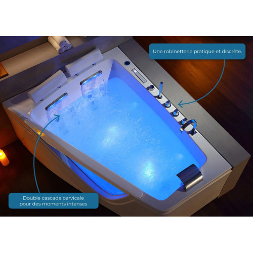Baignoire au design moderne pour massage en duo 