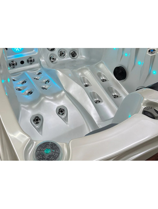 SPA 2 places Romantic White Pearl 46 jets