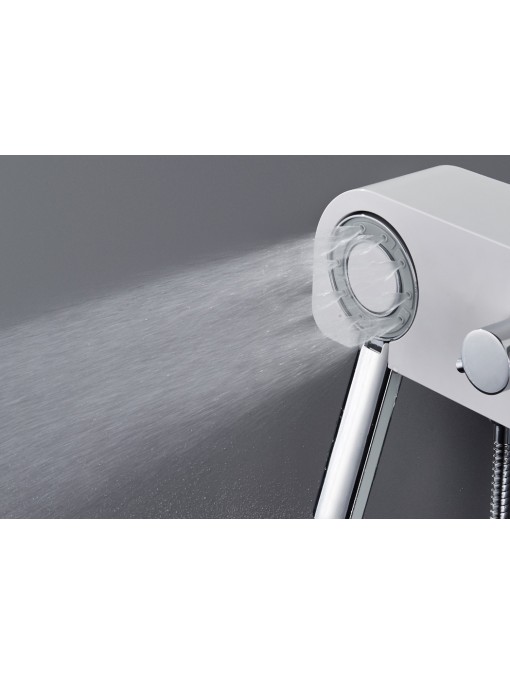 Colonne de douche S300 équipée d'une douchette multi-jets